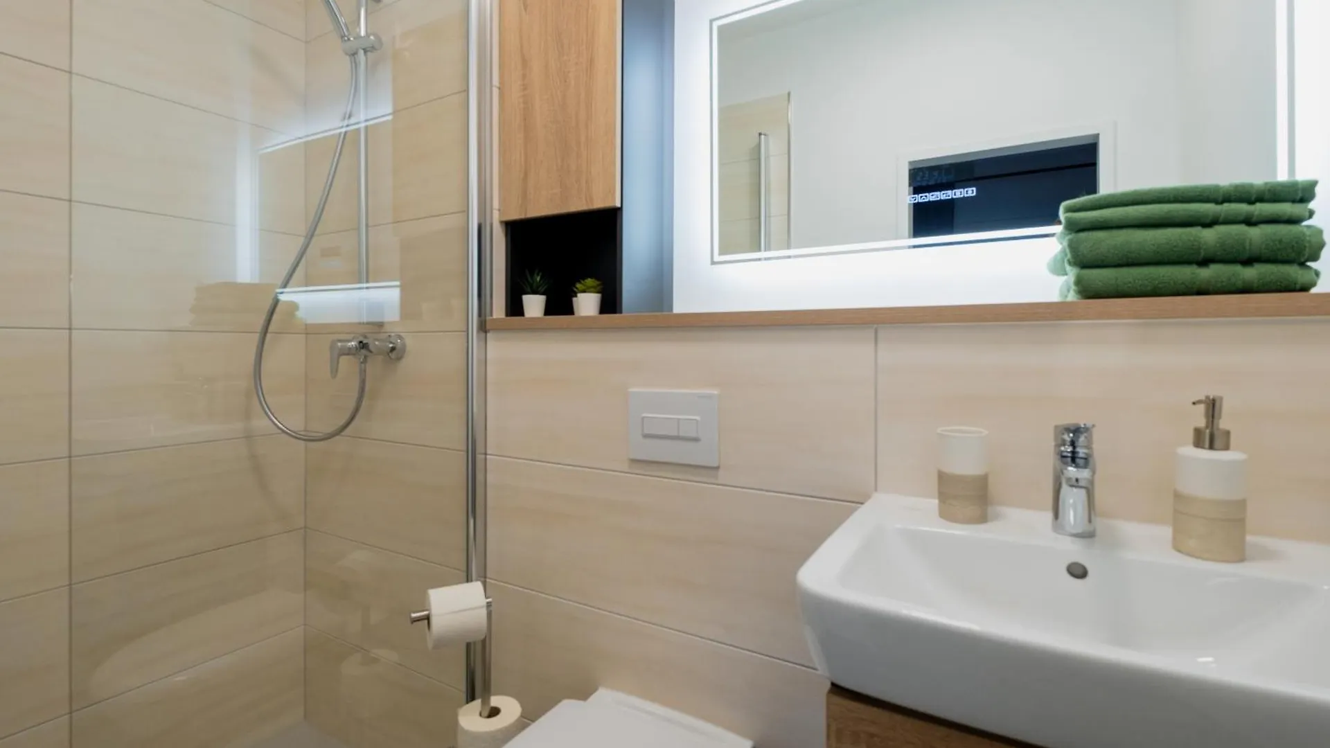 Jade & Jabo - Sehr Schoene Zimmer & Apartements Zum Wohlfuehlen Tageweise & Wochenweise Buchbar Neuss Aparthotel